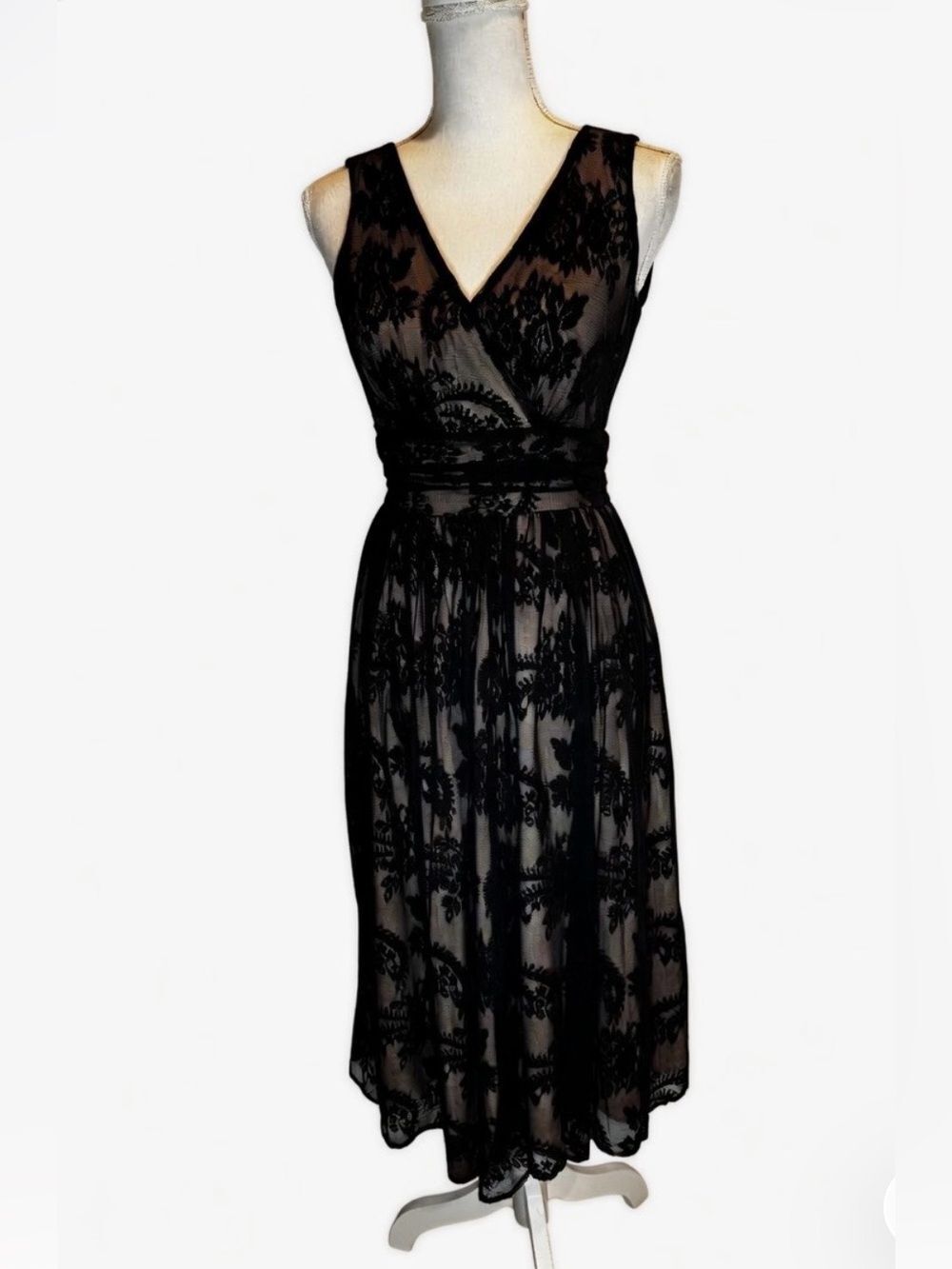 Vintage 90s Newport News Black Lace Midi Dress 6 Nude Lining 1995 Deadstock NWOT - Picture 4 of 8